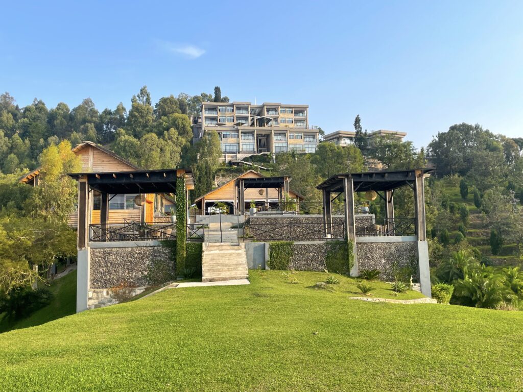 cleo lake kivu hotel